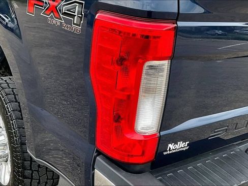 Used 2019 Ford F250 XL w/ STX Appearance Package AWD/4WD image 31