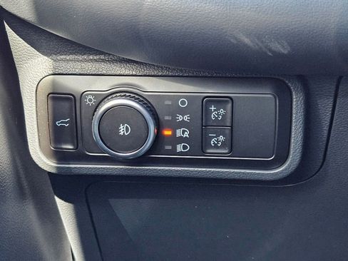 New 2026 Ford Explorer ST-Line w/ ST-Line Street Pack AWD/4WD image 16