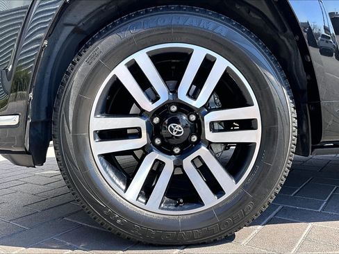 Used 2023 Toyota 4Runner Limited RWD image 9