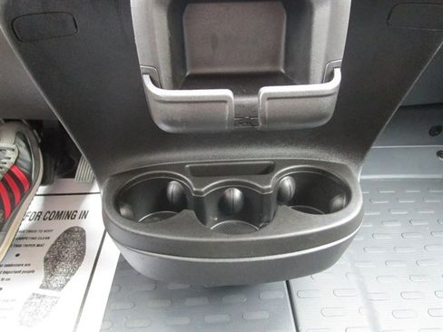 Used 2026 RAM ProMaster 2500 w/ Convenience Group FWD image 34