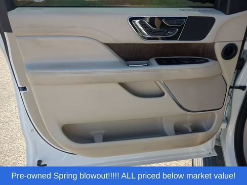 Used 2020 Lincoln Navigator Reserve RWD image 20