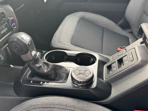New 2025 Ford Bronco 4-Door AWD/4WD image 24