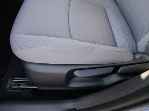 Certified 2025 Toyota Corolla SE image 20