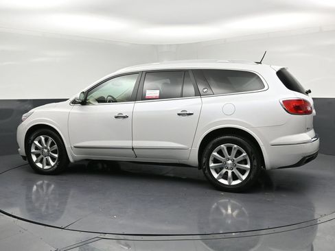 Used 2017 Buick Enclave Premium image 30