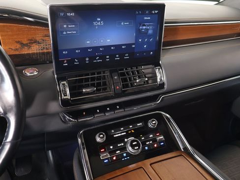 Used 2023 Lincoln Navigator Black Label AWD/4WD image 5