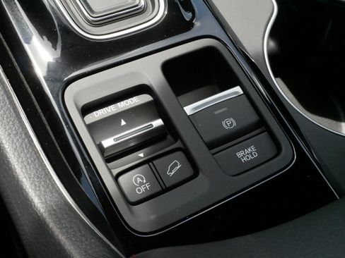 Used 2025 Honda Pilot Black Edition image 25