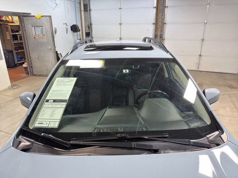 Used 2023 Subaru Crosstrek 2.0i Premium AWD/4WD image 28