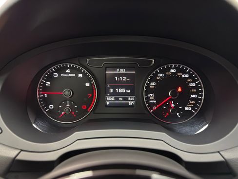 Used 2018 Audi Q3 2.0T Premium image 19