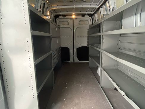 Used 2023 Mercedes-Benz Sprinter 2500 image 8