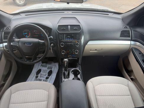 Used 2018 Ford Explorer 4WD image 16