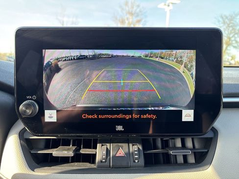 Used 2023 Toyota RAV4 XLE Premium AWD/4WD image 19