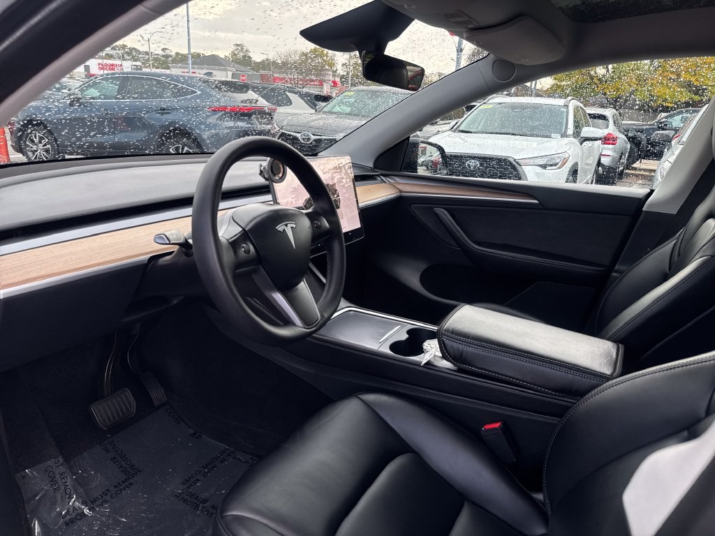 Used 2023 Tesla Model Y Long Range AWD/4WD image 15
