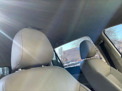 Certified 2023 Volkswagen Atlas SE image 29