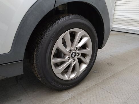 Used 2016 Hyundai Tucson SE w/ Option Group 02 FWD image 31