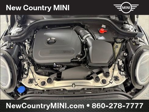 Certified 2025 MINI Cooper 2-Door Hardtop FWD image 23