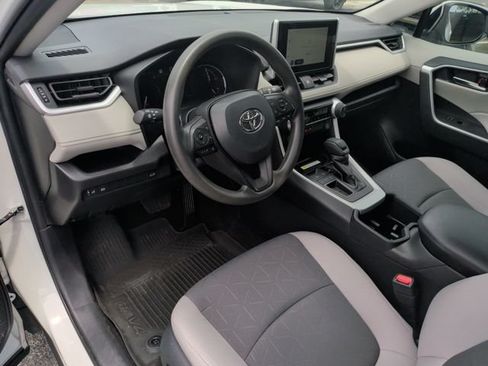 Used 2024 Toyota RAV4 XLE w/ Convenience Package FWD image 14