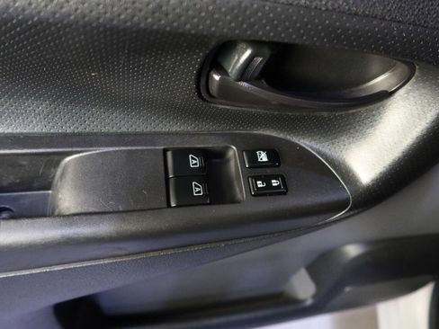 Used 2021 Nissan NV200 SV w/ Sliding Door Glass Package image 22