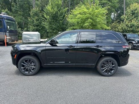 New 2026 Jeep Grand Cherokee Limited AWD/4WD image 8