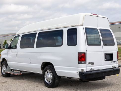Used 2013 Ford E-250 and Econoline 250 Extended w/ PWR Group RWD image 5