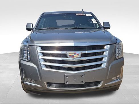 Used 2020 Cadillac Escalade Luxury RWD image 9