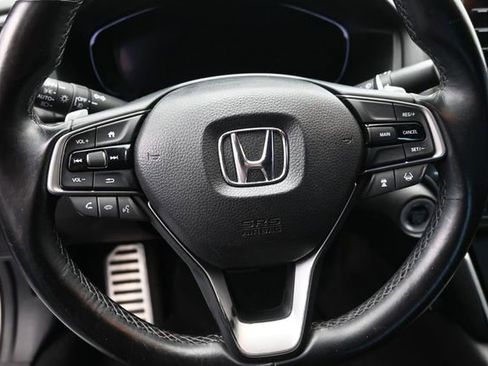 Used 2018 Honda Accord Sport image 38