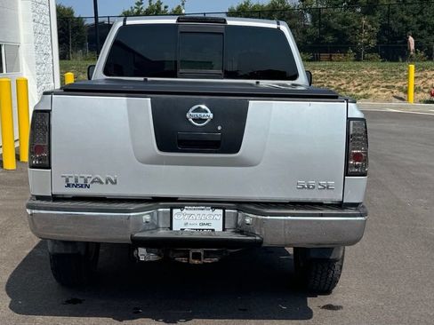 Used 2006 Nissan Titan SE AWD/4WD image 4