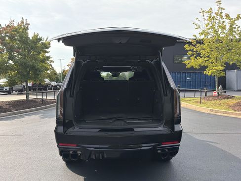 Used 2025 Cadillac Escalade V AWD/4WD image 54