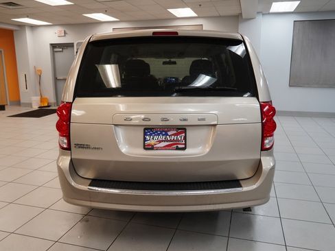 Used 2014 Dodge Grand Caravan American Value Package image 8