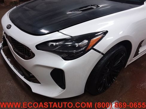 Used 2020 Kia Stinger GT1 image 23