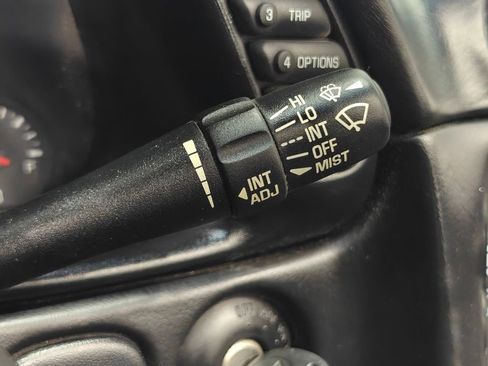 Used 2004 Chevrolet Corvette Convertible w/ Preferred Equipment Group image 8