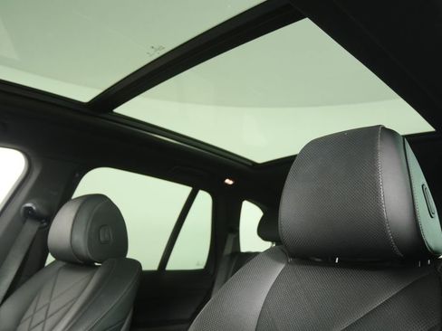 Used 2024 BMW X5 sDrive40i w/ Premium Package RWD image 11