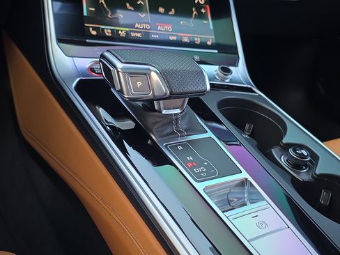 Used 2024 Audi RS 6 performance image 31