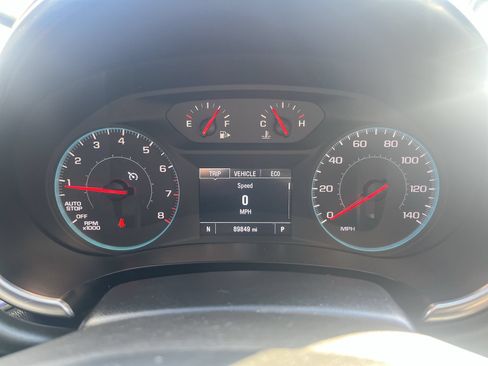 Used 2020 Chevrolet Malibu LT FWD image 18