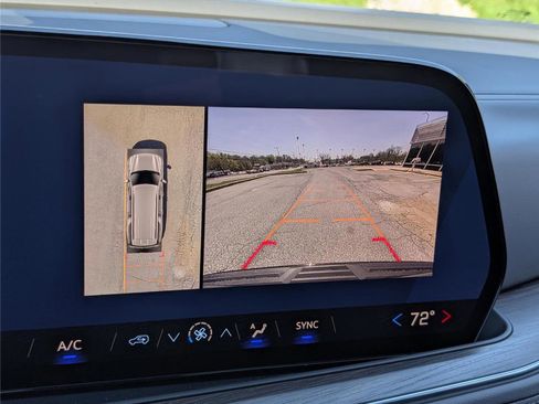 New 2026 Chevrolet Suburban LS AWD/4WD image 25
