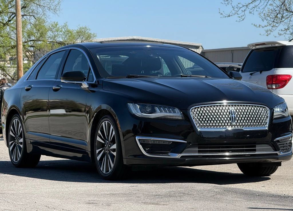 Used 2017 Lincoln MKZ Reserve w/ Climate Package FWD image 7