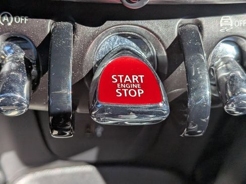 Used 2020 MINI Cooper S image 28