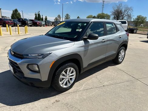 Used 2023 Chevrolet TrailBlazer LS AWD/4WD image 32