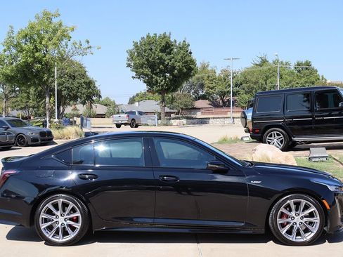 Used 2020 Cadillac CT5 V w/ Premium Package image 5