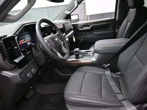 New 2026 Chevrolet Silverado 1500 LT image 8