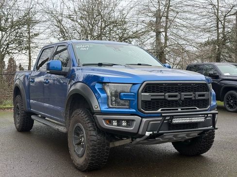 Used 2018 Ford F150 Raptor w/ Equipment Group 802A Luxury image 7