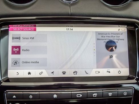 Used 2019 Jaguar XJ R-Sport image 22