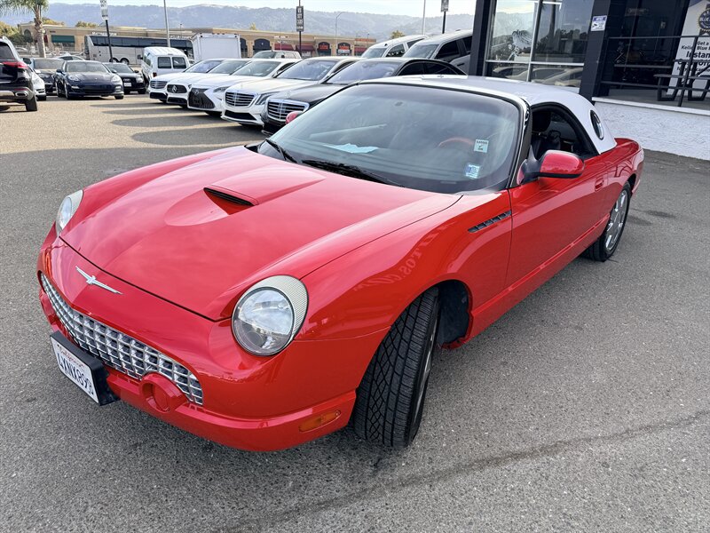 Used 2002 Ford Thunderbird RWD image 3