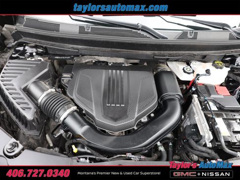 Used 2024 Chevrolet Traverse RS AWD/4WD image 42
