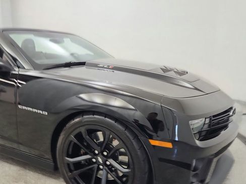 Used 2013 Chevrolet Camaro ZL1 RWD image 26
