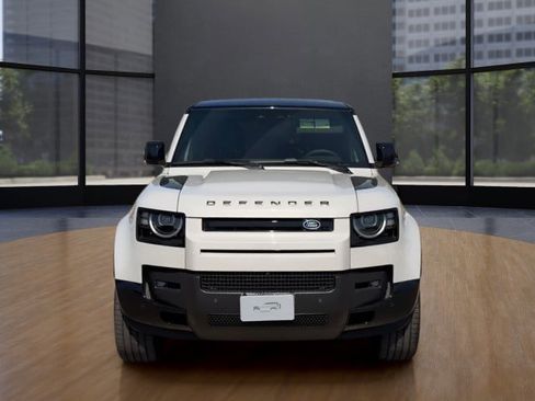 New 2026 Land Rover Defender 110 X-Dynamic SE image 8