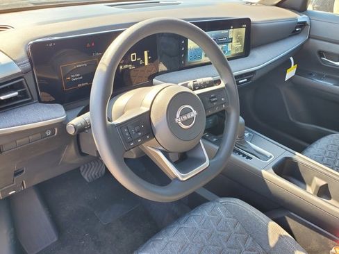 New 2025 Nissan Kicks SV image 20