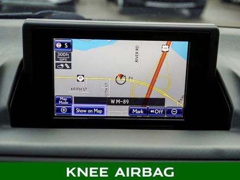 Used 2013 Lexus CT 200h image 17