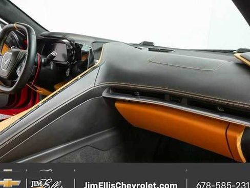 Used 2022 Chevrolet Corvette Stingray Premium Conv w/ Z51 Performance Package image 20