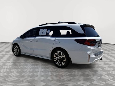Certified 2025 Honda Odyssey Elite image 4