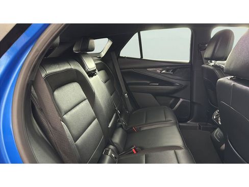 Used 2024 Chevrolet Blazer EV LT AWD/4WD image 15
